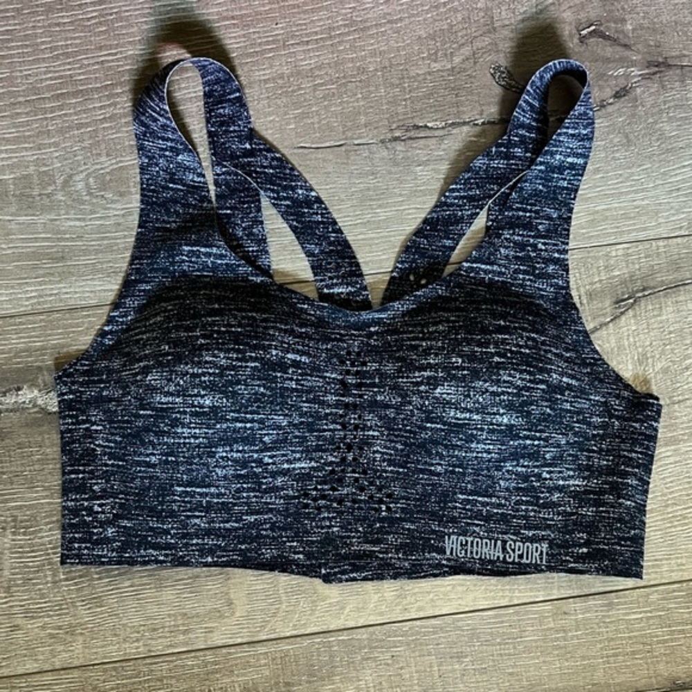 Victoria's Secret Sports Bra Size 32B